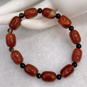 Red & Black Agate Bracelet